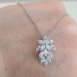 Elegant Silver Floral Necklace